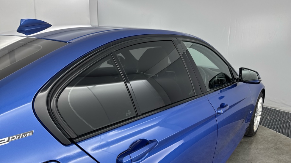 BMW 3 Series 330e M Sport 4dr Step Auto Saloon - Image 26