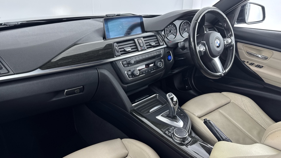 BMW 3 Series 335d xDrive M Sport 5dr Step Auto [Business Media] Diesel Estate - Image 7