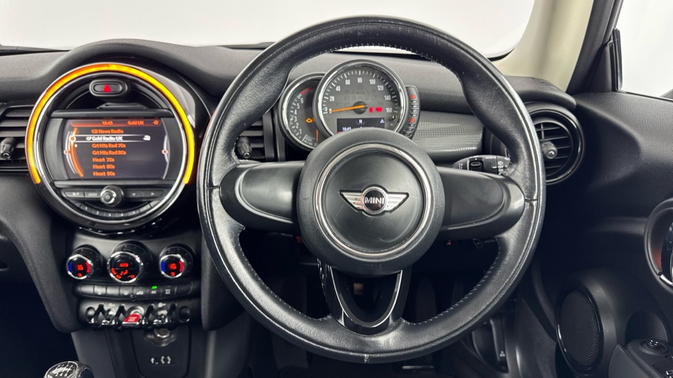 MINI Hatchback 1.2 One 3dr [Tech Pack] Petrol Hatchback - Image 5