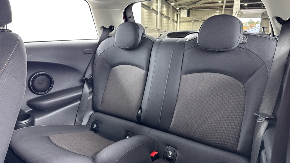 MINI Hatchback 1.2 One 3dr [Tech Pack] Petrol Hatchback - Image 12