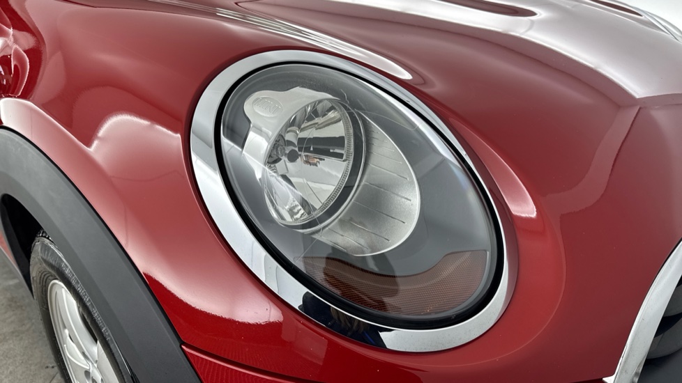 MINI Hatchback 1.2 One 3dr [Tech Pack] Petrol Hatchback - Image 23