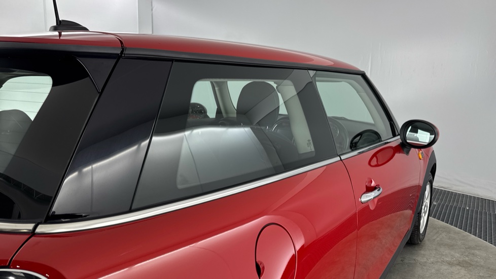 MINI Hatchback 1.2 One 3dr [Tech Pack] Petrol Hatchback - Image 26
