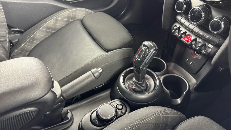 MINI Hatchback 2.0 Cooper S II 5dr Auto [John Cooper Works Chili] Petrol Hatchback - Image 10