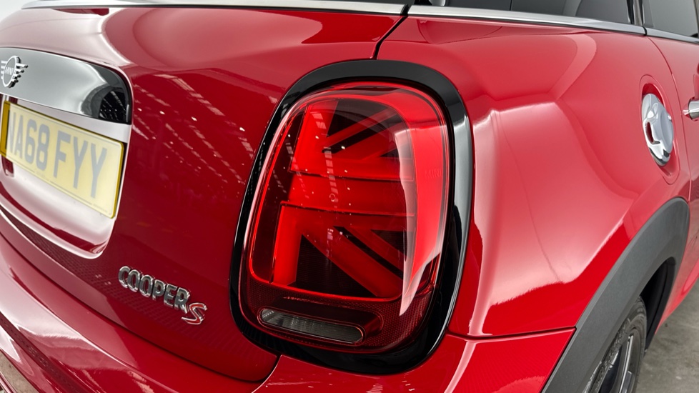 MINI Hatchback 2.0 Cooper S II 5dr Auto [John Cooper Works Chili] Petrol Hatchback - Image 22