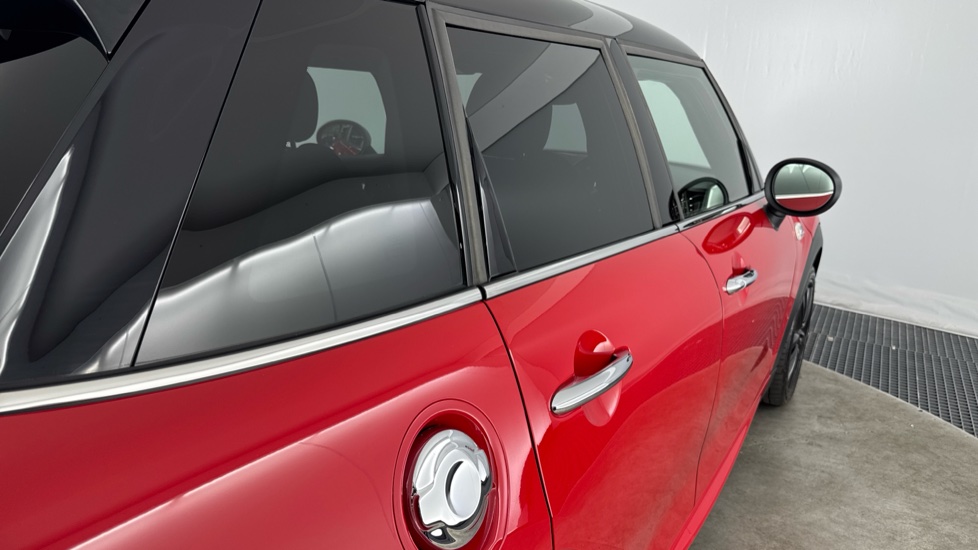 MINI Hatchback 2.0 Cooper S II 5dr Auto [John Cooper Works Chili] Petrol Hatchback - Image 26