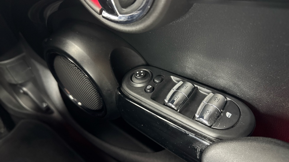 MINI Hatchback 2.0 Cooper S II 5dr Auto [John Cooper Works Chili] Petrol Hatchback - Image 47