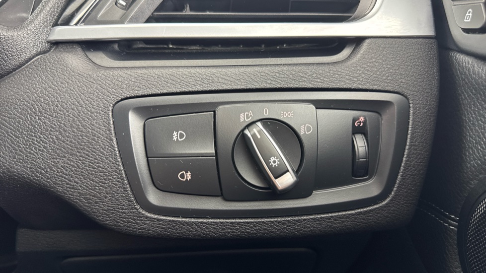 BMW X1 xDrive 20d xLine 5dr Step Auto Diesel Estate - Image 20