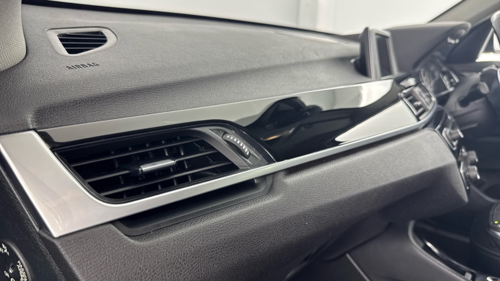 BMW X1 xDrive 20d xLine 5dr Step Auto Diesel Estate - Image 37