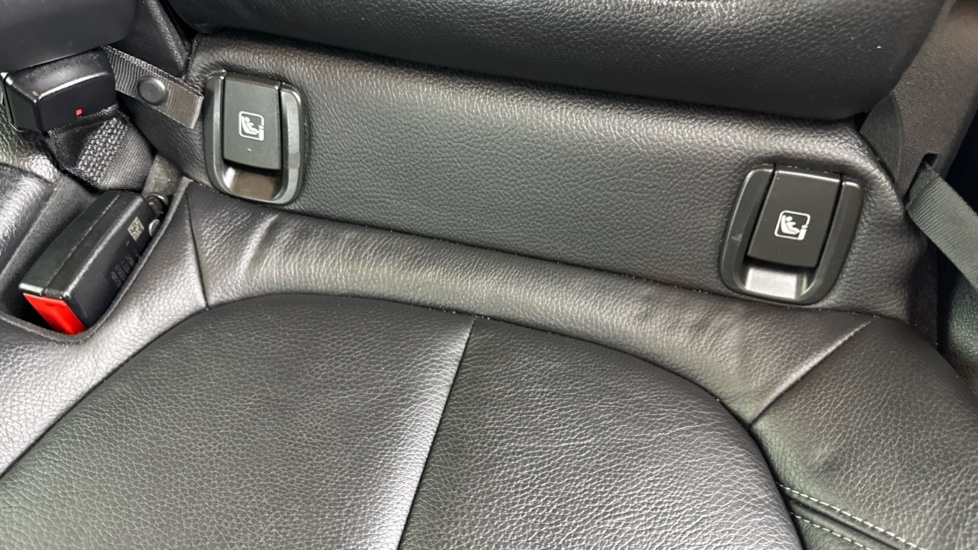 BMW X1 xDrive 20d xLine 5dr Step Auto Diesel Estate - Image 40