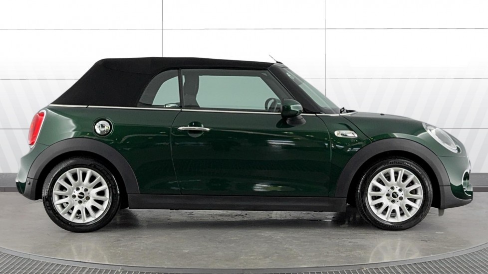 MINI Convertible 2.0 Cooper S 2dr Petrol Convertible - Image 3