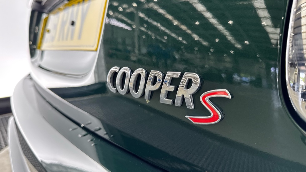MINI Convertible 2.0 Cooper S 2dr Petrol Convertible - Image 24