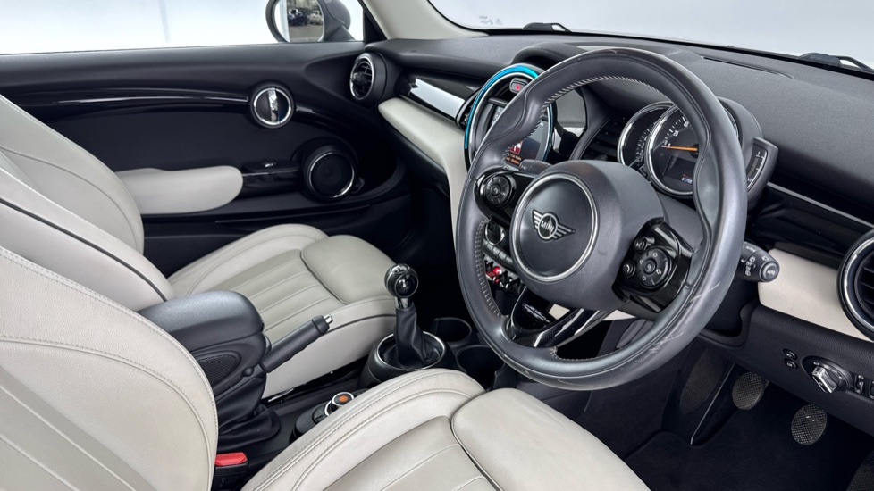 MINI Hatchback 1.5 Cooper Exclusive II 3dr Petrol Hatchback - Image 6