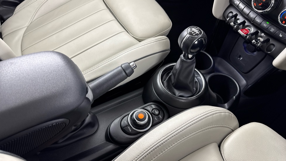 MINI Hatchback 1.5 Cooper Exclusive II 3dr Petrol Hatchback - Image 10