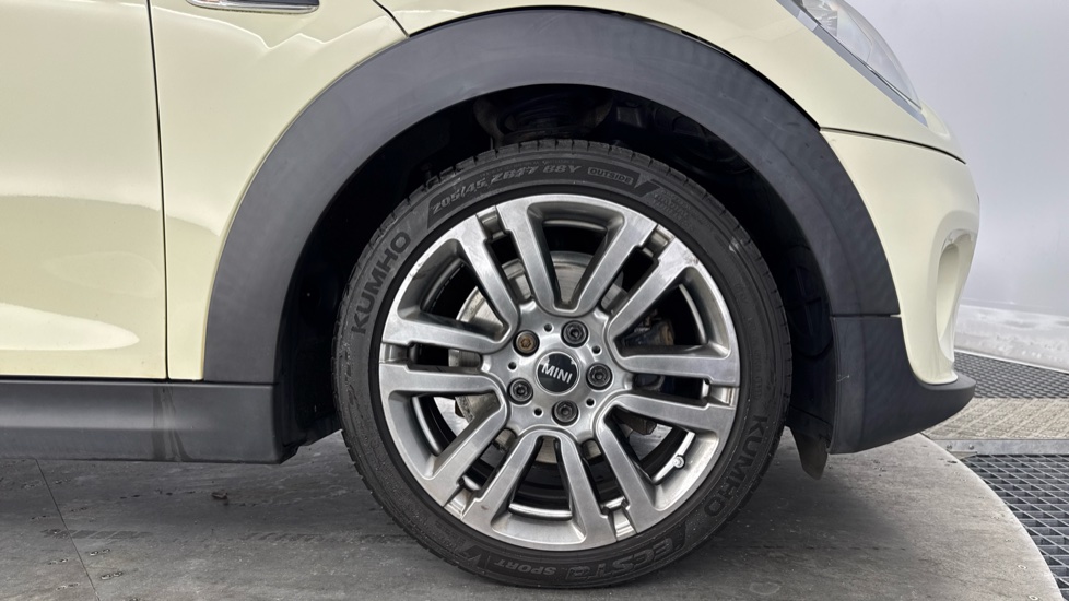 MINI Hatchback 1.5 Cooper Exclusive II 3dr Petrol Hatchback - Image 14