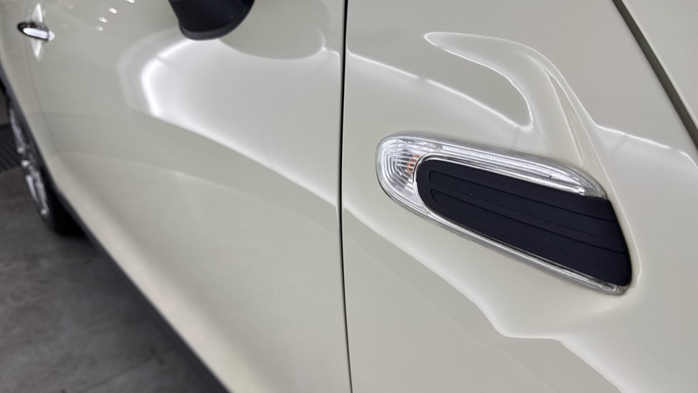 MINI Hatchback 1.5 Cooper Exclusive II 3dr Petrol Hatchback - Image 28