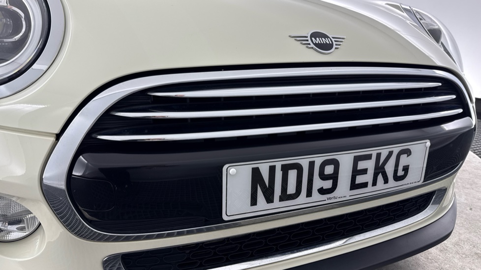MINI Hatchback 1.5 Cooper Exclusive II 3dr Petrol Hatchback - Image 30
