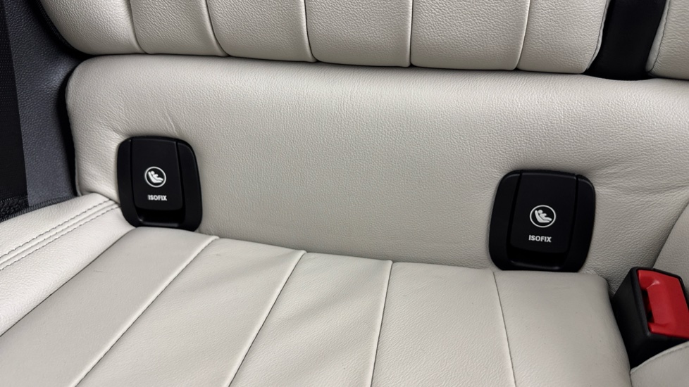 MINI Hatchback 1.5 Cooper Exclusive II 3dr Petrol Hatchback - Image 35