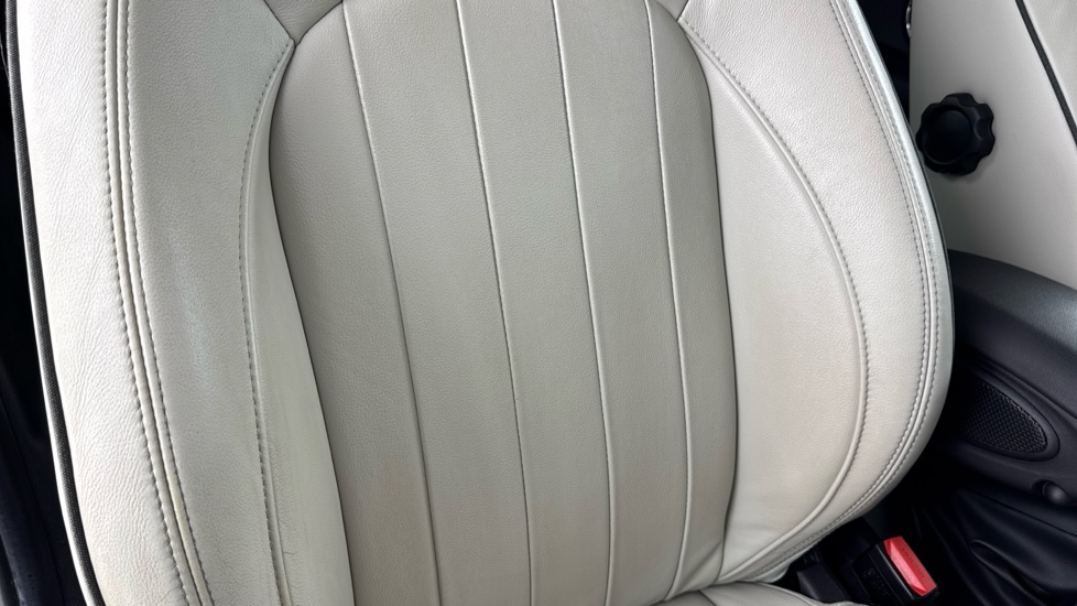 MINI Hatchback 1.5 Cooper Exclusive II 3dr Petrol Hatchback - Image 39