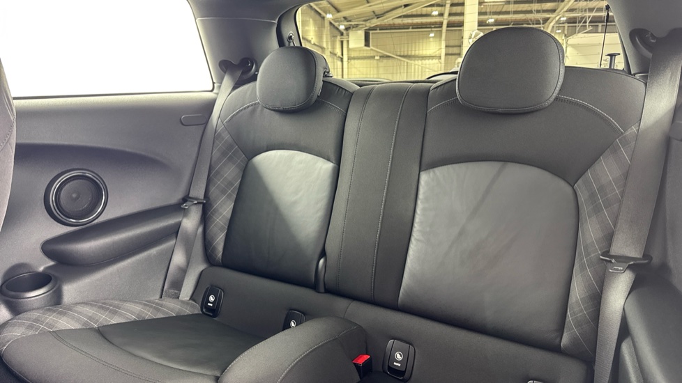 MINI Hatchback 2.0 Cooper S 3dr Petrol Hatchback - Image 12