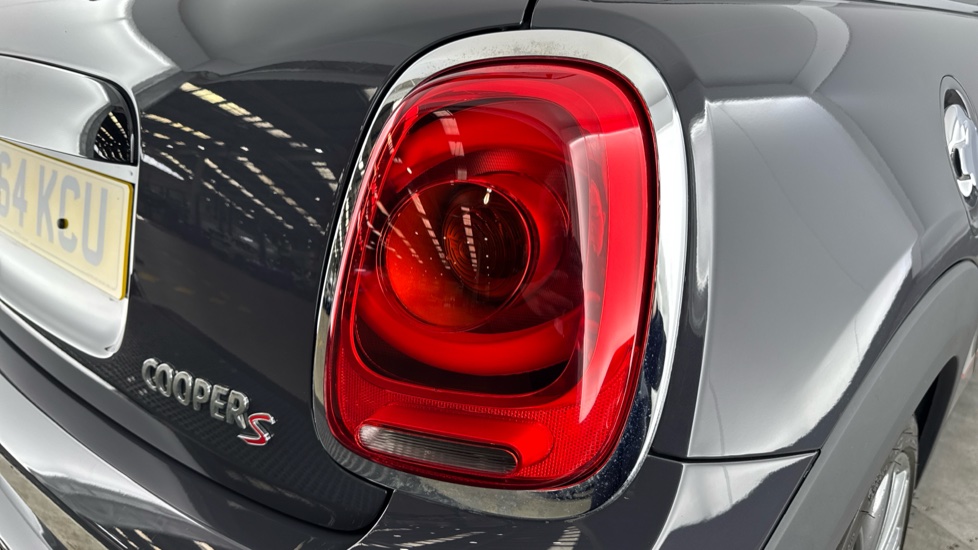 MINI Hatchback 2.0 Cooper S 3dr Petrol Hatchback - Image 22
