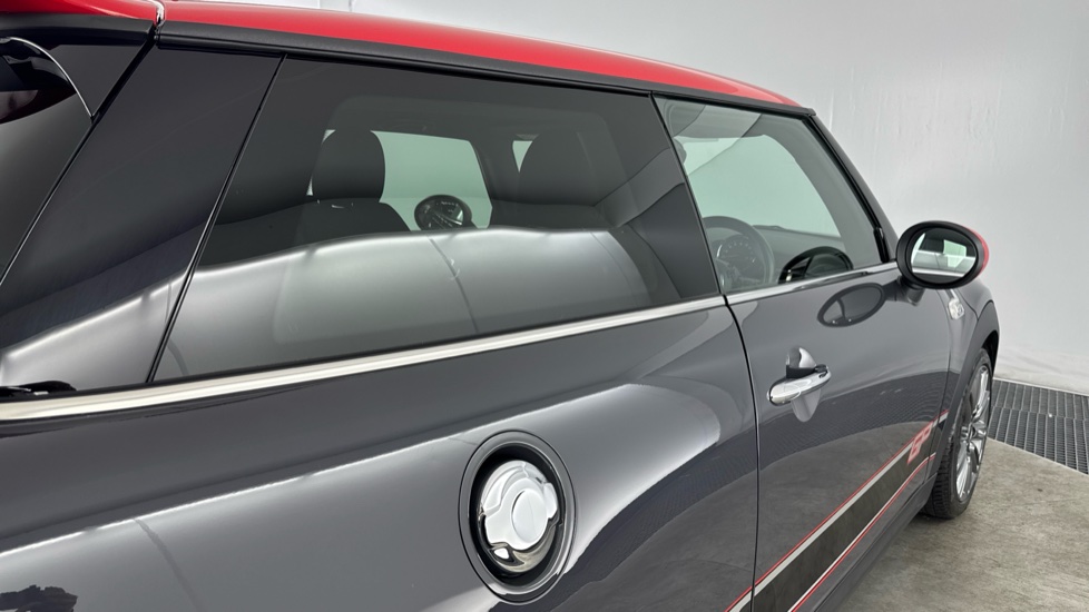 MINI Hatchback 2.0 Cooper S 3dr Petrol Hatchback - Image 25