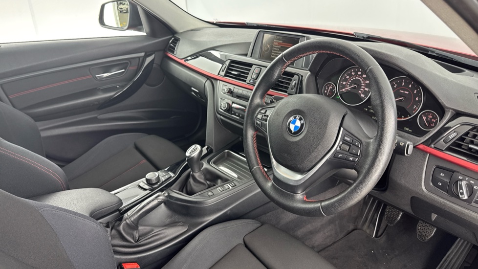 BMW 3 Series 320i xDrive Sport 4dr Petrol Saloon - Image 6