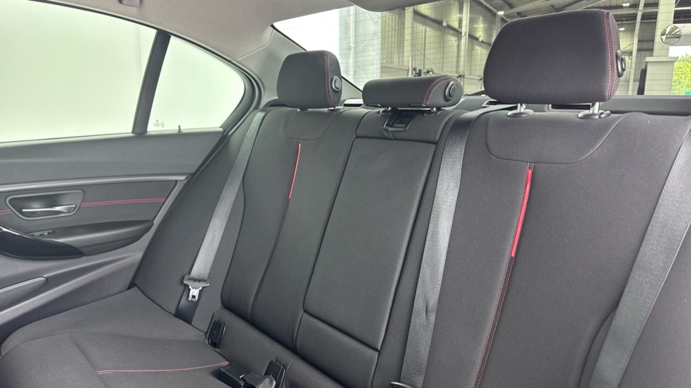 BMW 3 Series 320i xDrive Sport 4dr Petrol Saloon - Image 12
