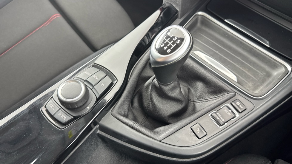 BMW 3 Series 320i xDrive Sport 4dr Petrol Saloon - Image 19
