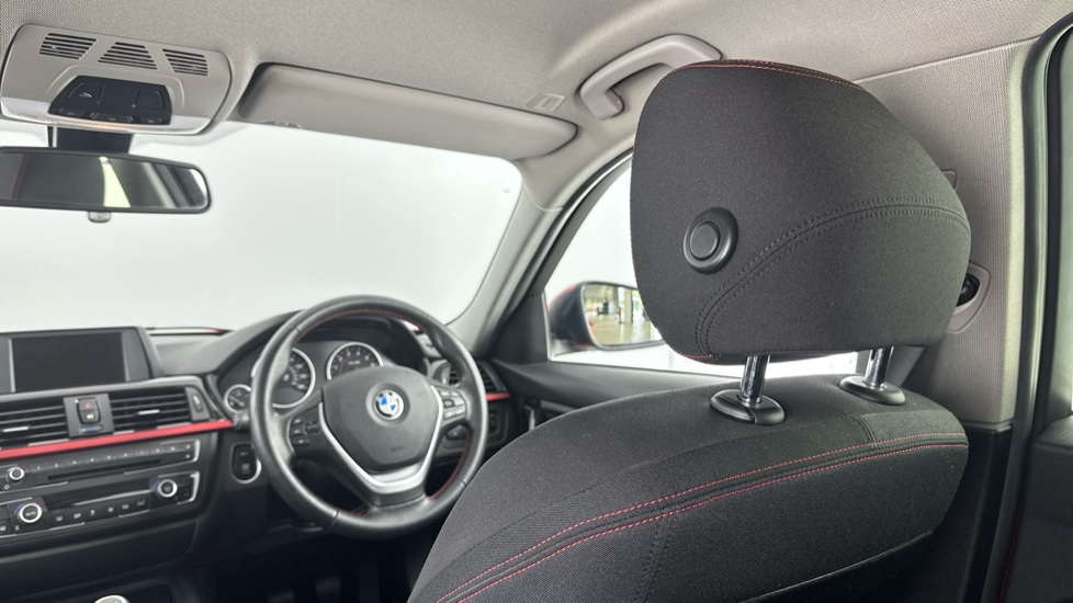 BMW 3 Series 320i xDrive Sport 4dr Petrol Saloon - Image 38