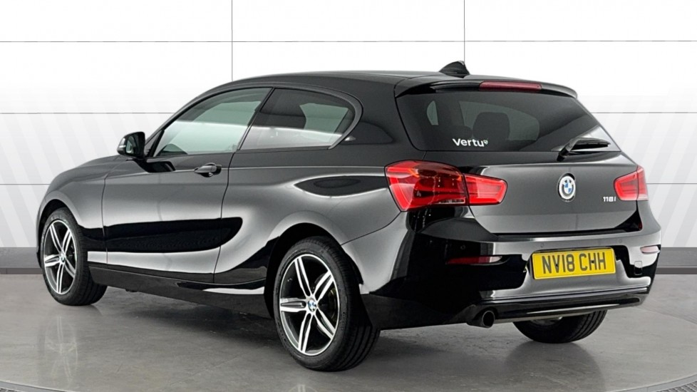 BMW 1 Series 118i [1.5] Sport 3dr [Nav] Petrol Hatchback - Image 2