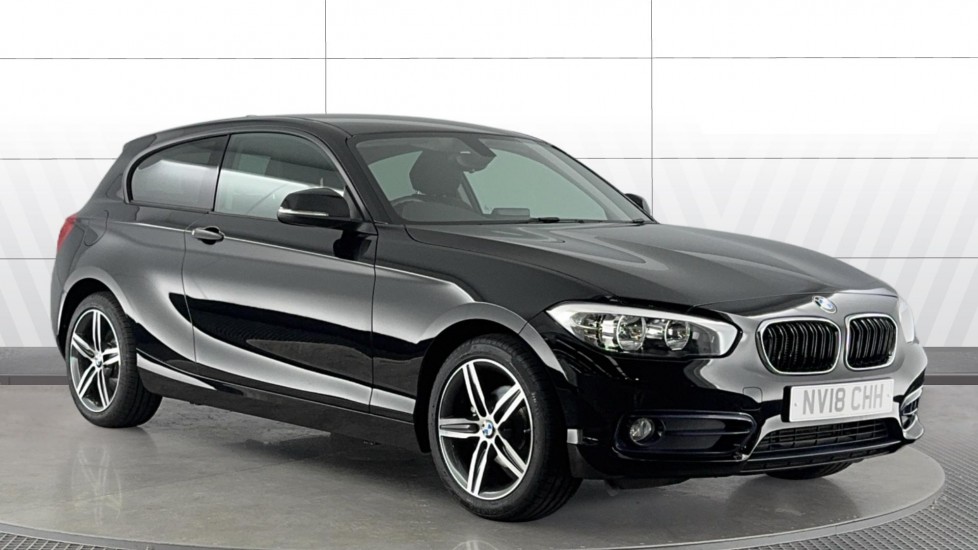 BMW 1 Series 118i [1.5] Sport 3dr [Nav] Petrol Hatchback - Image 1