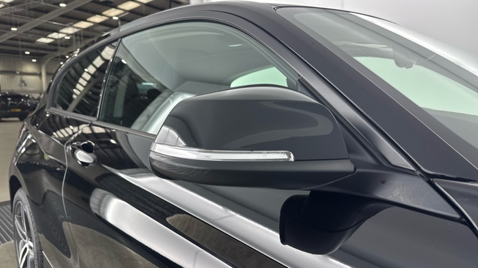 BMW 1 Series 118i [1.5] Sport 3dr [Nav] Petrol Hatchback - Image 28