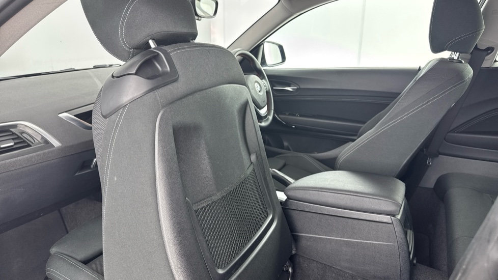 BMW 1 Series 118i [1.5] Sport 3dr [Nav] Petrol Hatchback - Image 33