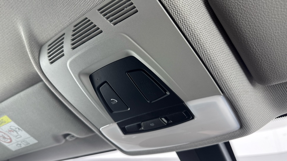 BMW 1 Series 118i [1.5] Sport 3dr [Nav] Petrol Hatchback - Image 41