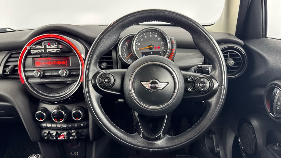 MINI Hatchback 1.5 Cooper 5dr [Chili Pack] Petrol Hatchback - Image 5