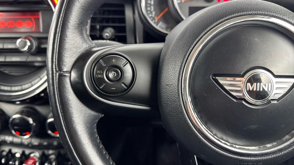 MINI Hatchback 1.5 Cooper 5dr [Chili Pack] Petrol Hatchback - Image 17