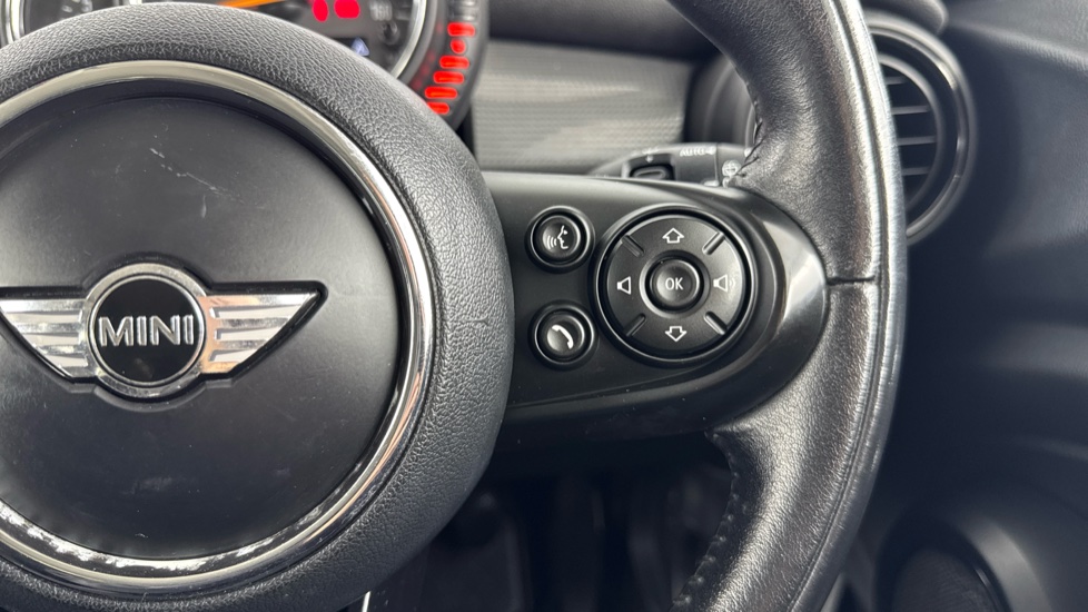 MINI Hatchback 1.5 Cooper 5dr [Chili Pack] Petrol Hatchback - Image 18