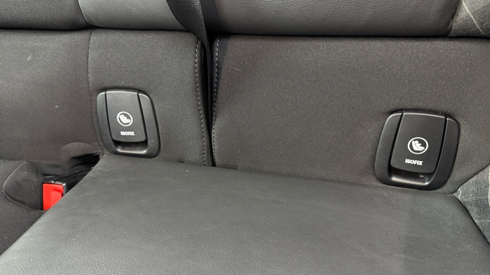 MINI Hatchback 1.5 Cooper 5dr [Chili Pack] Petrol Hatchback - Image 35
