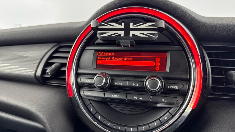MINI Hatchback 1.5 Cooper 5dr [Chili Pack] Petrol Hatchback - Image 49