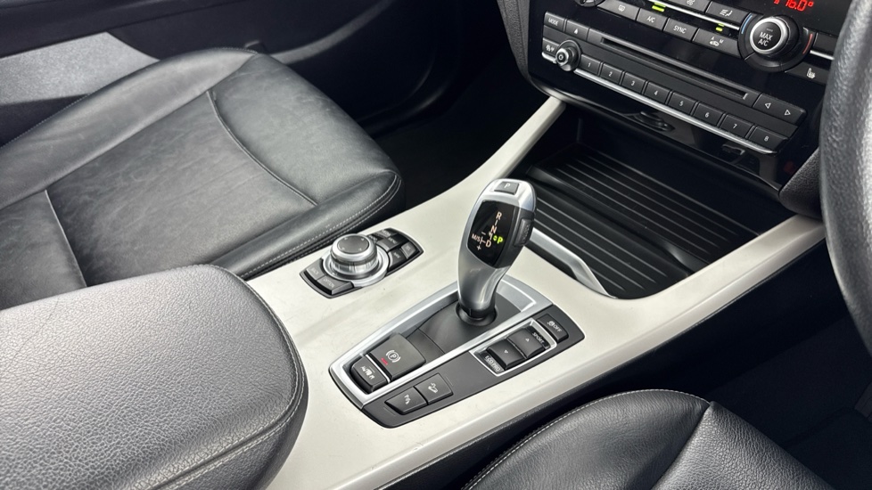 BMW X3 xDrive20d SE 5dr Diesel Estate - Image 10