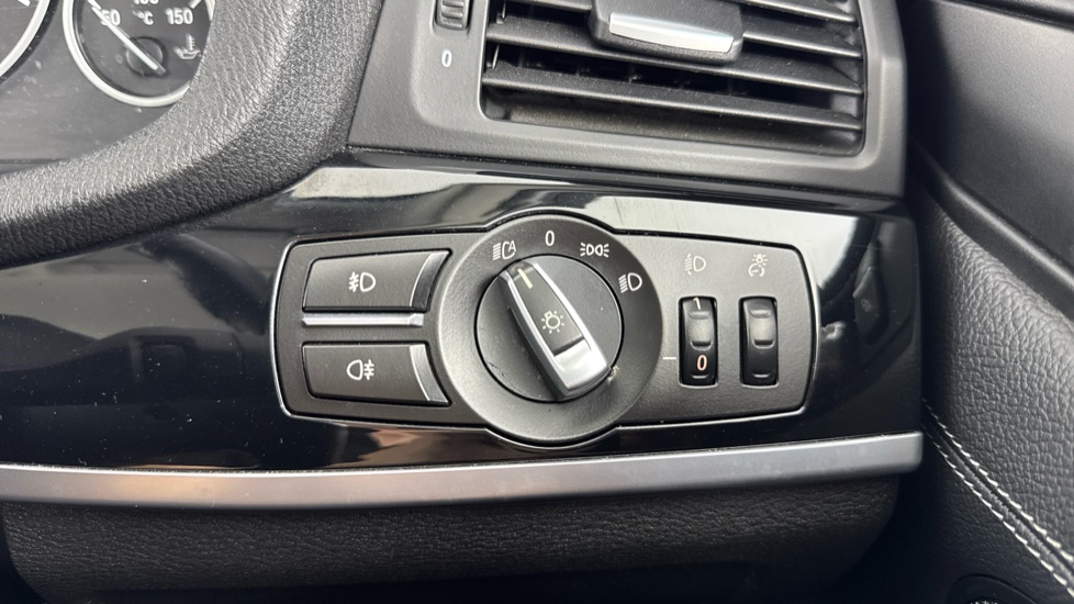 BMW X3 xDrive20d SE 5dr Diesel Estate - Image 20