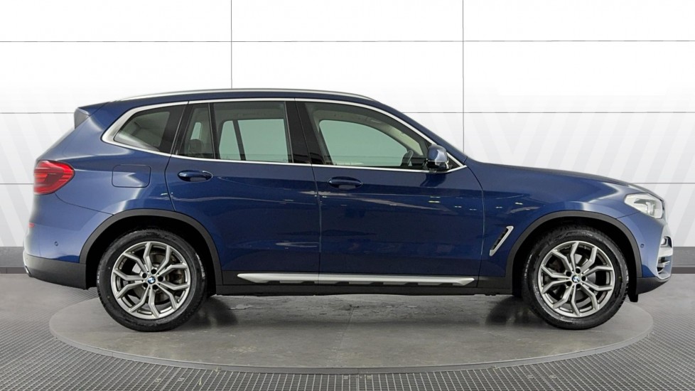 BMW X3 xDrive20i xLine 5dr Step Auto Petrol Estate - Image 3