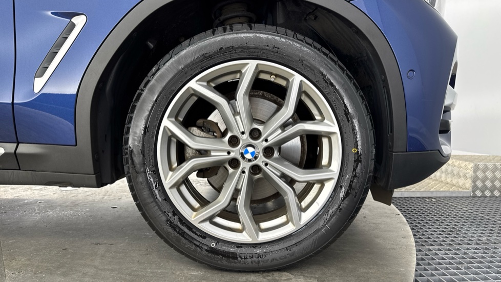 BMW X3 xDrive20i xLine 5dr Step Auto Petrol Estate - Image 14