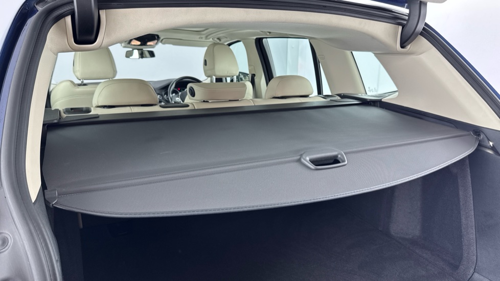 BMW X3 xDrive20i xLine 5dr Step Auto Petrol Estate - Image 28