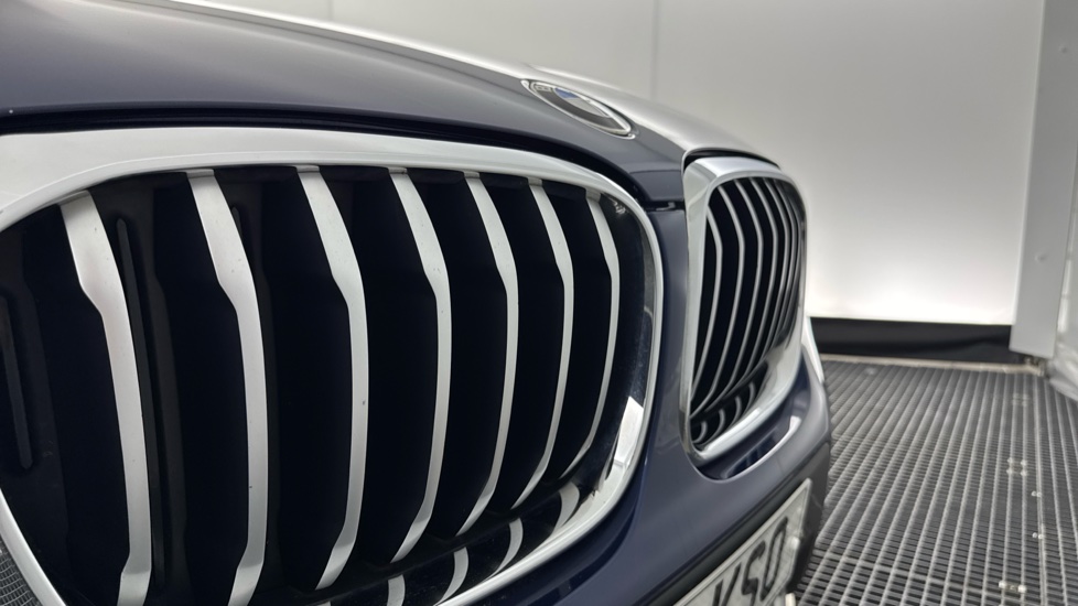 BMW X3 xDrive20i xLine 5dr Step Auto Petrol Estate - Image 31