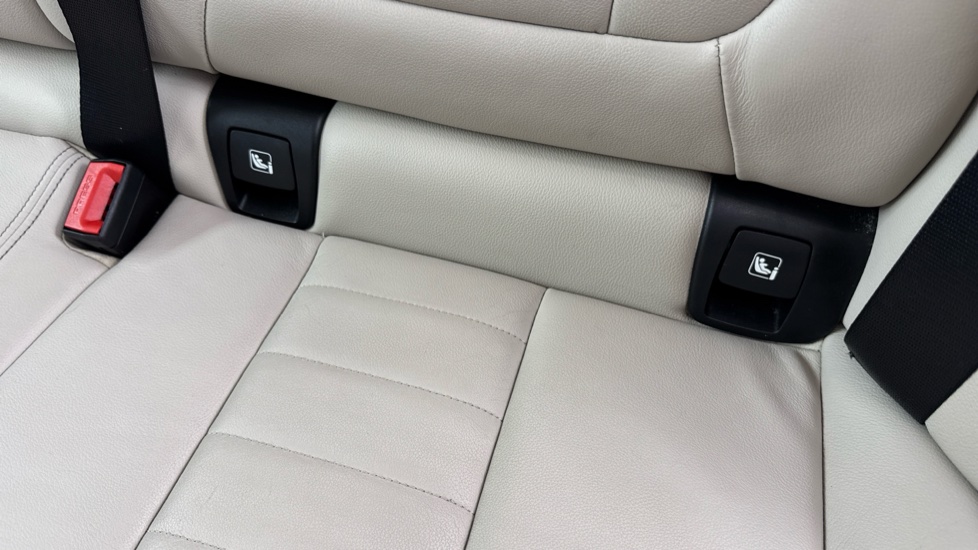BMW X3 xDrive20i xLine 5dr Step Auto Petrol Estate - Image 38