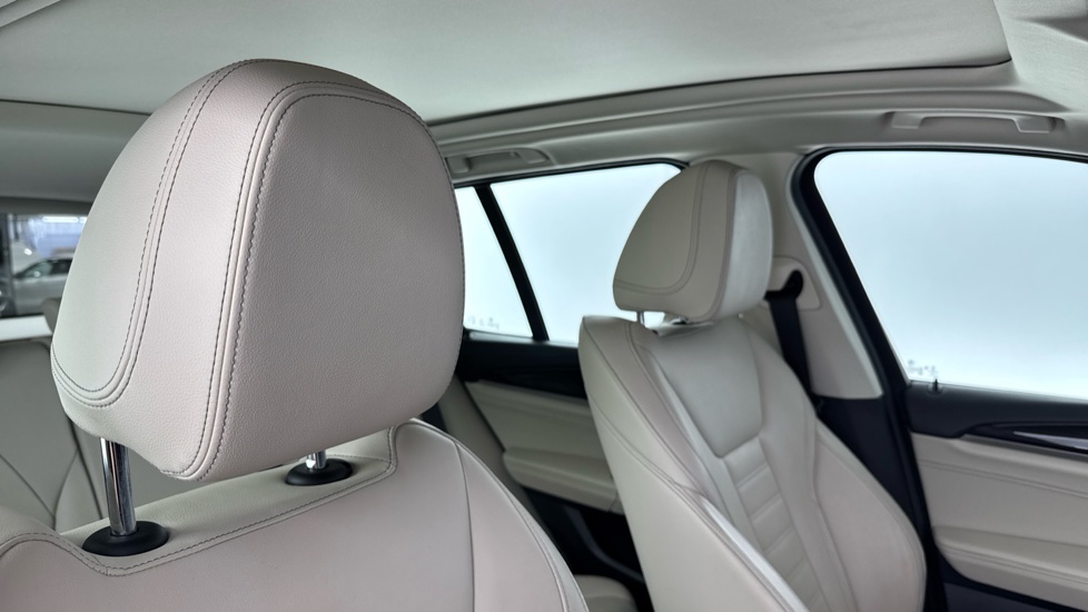BMW X3 xDrive20i xLine 5dr Step Auto Petrol Estate - Image 46