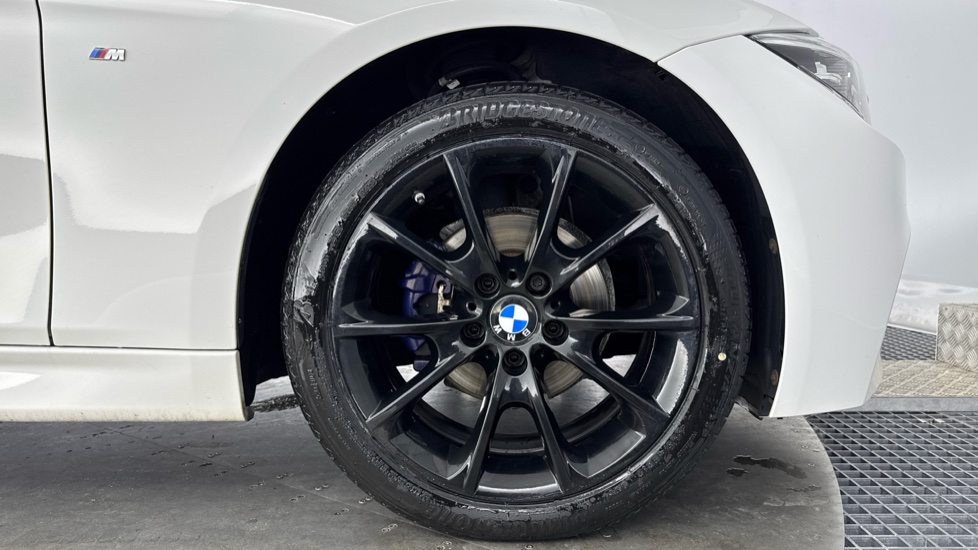 BMW 3 Series 320i xDrive M Sport 4dr Step Auto Petrol Saloon - Image 14