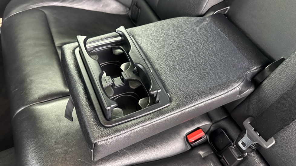 BMW 3 Series 320i xDrive M Sport 4dr Step Auto Petrol Saloon - Image 39