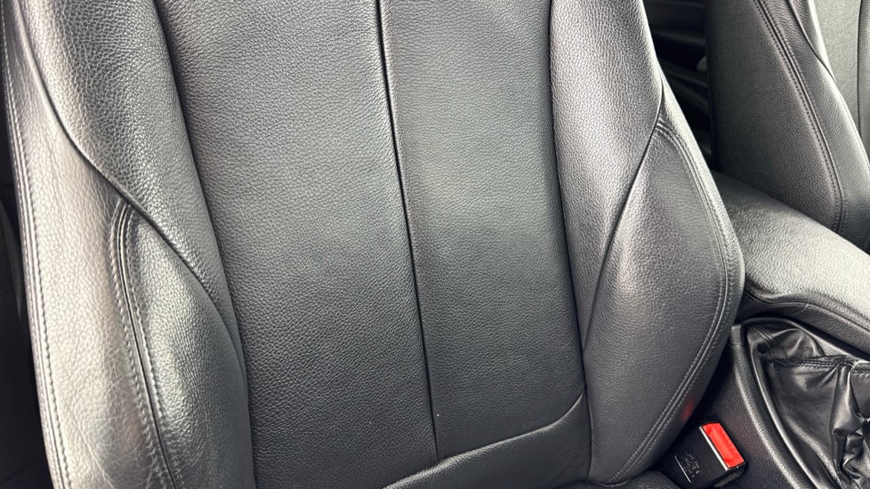 BMW 3 Series 320i xDrive M Sport 4dr Step Auto Petrol Saloon - Image 43